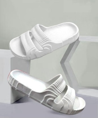 Feel alive Men Slides(White , 9)