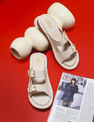 PEEK Women Flats(Off White , 5)