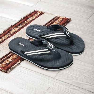 one8 Men Flip Flops(Black , 11)