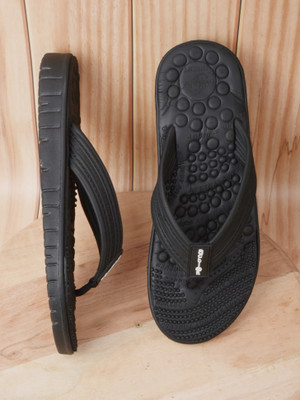 action Men Slippers(White , 9)