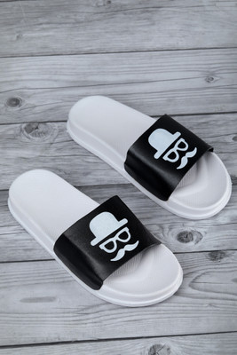 Digicros Men Slides(White, Black , 8)