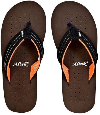 Altek Men Flip Flops(Black , 4)