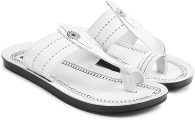 SUPERMET Men Slippers(White , 6)