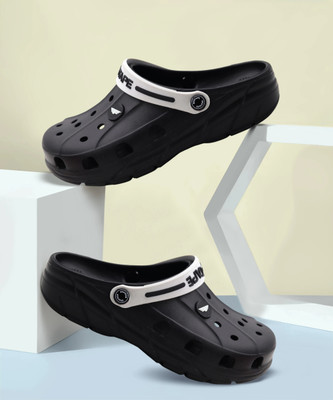 RED TAPE Men Slides(Black , 11)