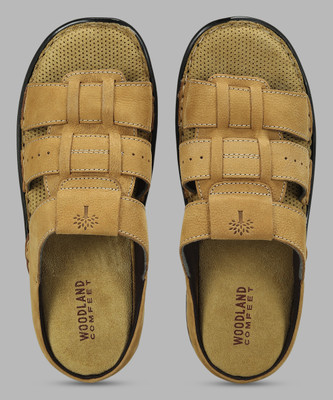 WOODLAND Men Slippers(Beige , 7)