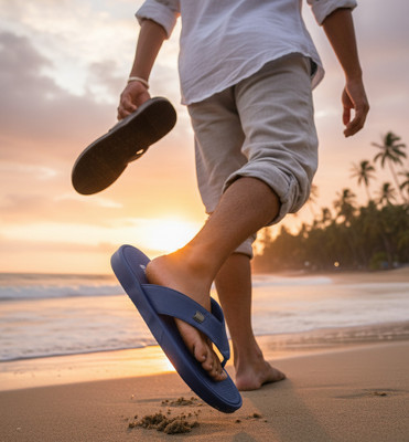 SIZEONE Men Flip Flops(White , 10)