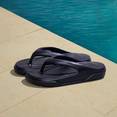 Neemans Men Flip Flops(Black , 8)