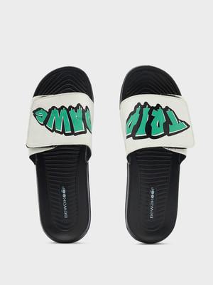 BEWAKOOF Men Slides(Black , 8)