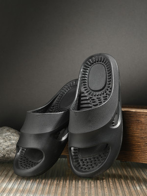 Roadster Men Slides(Black , 8)