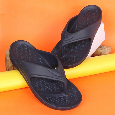 Aqualite Men Slippers(Blue , 8)