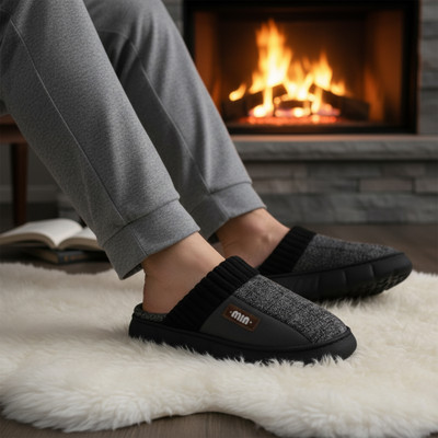 VRITRAZ Men Slippers(Black , 9)