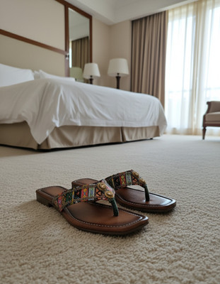 RIMSHA Women Flip Flops(Multicolor , 6)