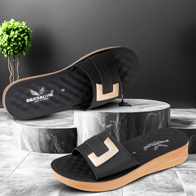 BERSACHE Women Flip Flops(Black , 8)