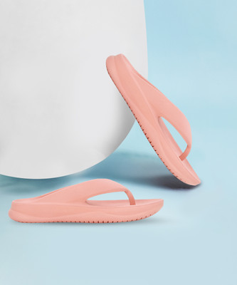 PUMA Women Wave Flip RES Slippers(Pink , 3)