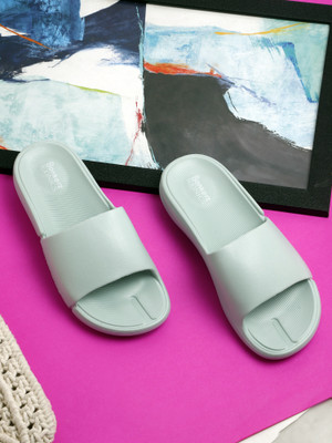 ICONICS Men Slides(Green , 8)
