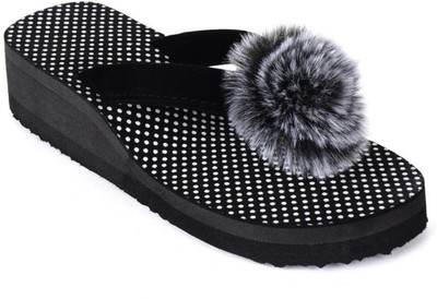 SHIPEE Women Slippers(Black , 4)
