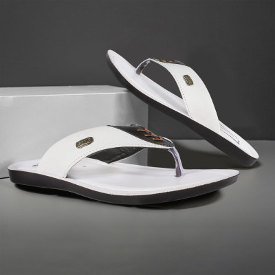 TRUMP Men Slippers(White , 6)