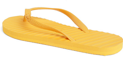 Chupps Men Banana Leaf Monocrome Yellow Men's Comfortable Slides & Flip Flop Flip Flops(Yellow , 6)