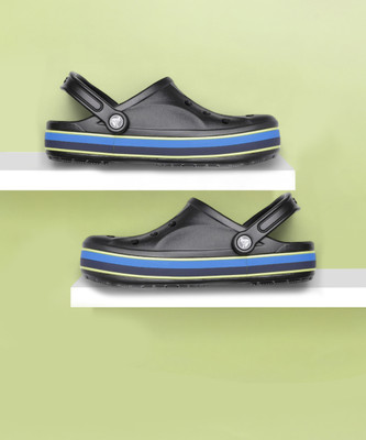 CROCS Men Flip Flops(Black , 9)