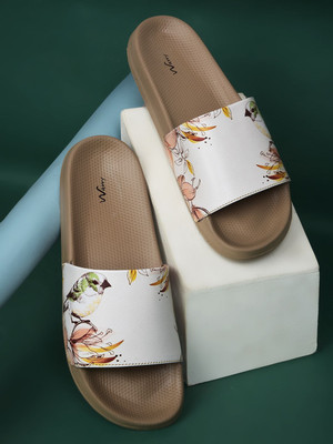 Wavvy Women Slides(Multicolor, Beige , 4)
