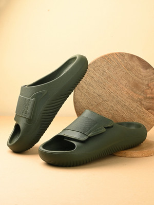 Roadster Men Slides(Green , 10)