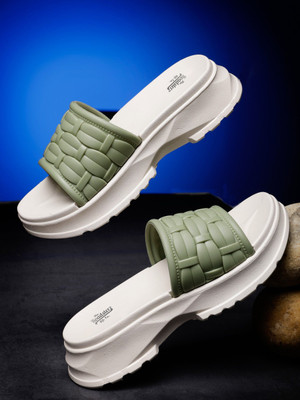 Roadster Women Slides(Green , 7)