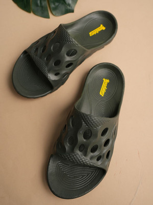Roadster Men Flip Flops(Olive , 7)