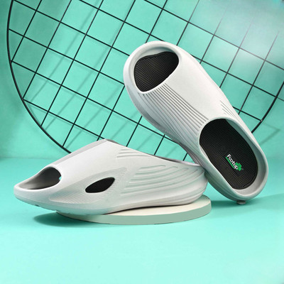 Footup Men Slides(White , 7)