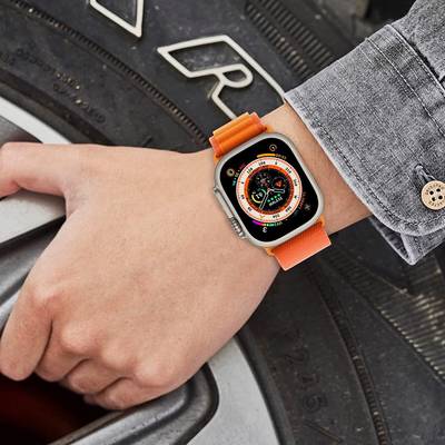 Smart watch online orange strap