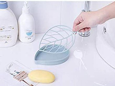 KRAZE Pack of 3Multifunctional Household Leaf Shape Double Layer Soap Boxx3.25(Random Colour)