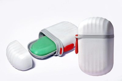 PRIYAM ENTERPRISE Priyam Travel Soap Box, Portable Leak-Proof Soap Dish for Bathroom, Trips(Multicolor)