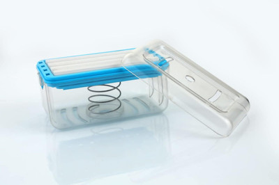 MD PRODUCT 2-In-1 Portable Laundry Rolling Soap Box Soap Bar Box With Rubber Roller(Blue)