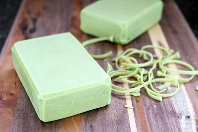 mihai AloeVera Soap Base with Natural Oils and Fragrances 5KG(5 x 1000 g)