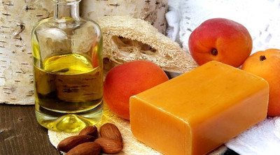 Royal Trends melt and pour high quilty MILK APRICOT Organic Natural Soap base(1000 g)