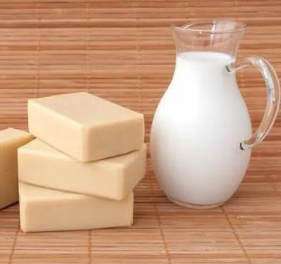 Royal Trends NATURAL GOATMILK SOAP BASE 1 KG(2 x 500 g)