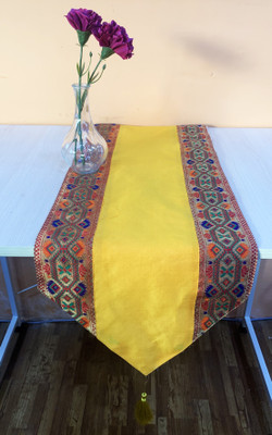 PINK PARROT Multicolor 183 cm Table Runner(Jacquard)