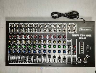 soundcraft Stranger 12 channel .. digital mixer Analog Sound Mixer