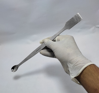 moolenterprises laboratory spatula-30 CM 11.7 inch long Lifting Spatula(Pack of 1)