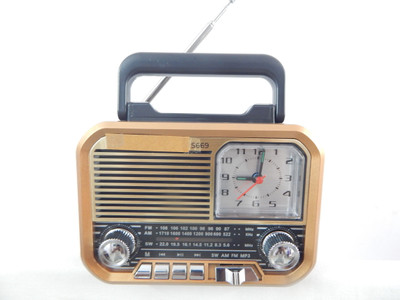 GCH Radio-Series FM Speaker 3.9 W Bluetooth Home Audio Speaker(GOLDEN, 2.0.2 Channel)