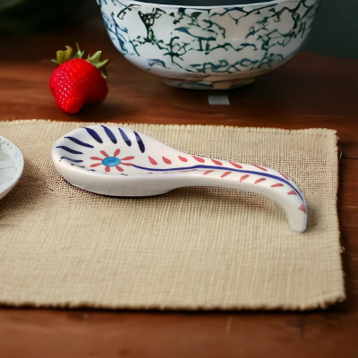 Malaikah Pack of 1 Ceramic Spoon Holder / Rest Ideal for Holding serving Spoons Ceramic Table Spoon(Pack of 1)