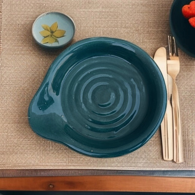 RAFOLEEN Ceramic Teal Green Color Solid Print Spoon Rest Disposable Ceramic Serving Spoon(Pack of 1)