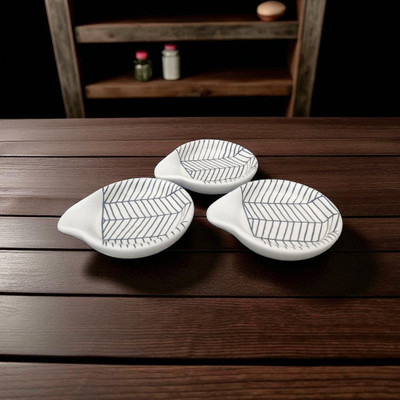 Malaikah White Zebra Printed Round Spoon Rest Pack Of 3 Ceramic Table Spoon Set(Pack of 3)
