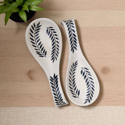 Malaikah Black Leaf Print Long Spoon Rest Pack Of 2 Ceramic Table Spoon Set(Pack of 2)