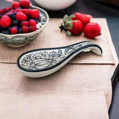 Malaikah Black Mughal Print Large Spoon Rest Pack Of 1 Ceramic Table Spoon(Pack of 1)