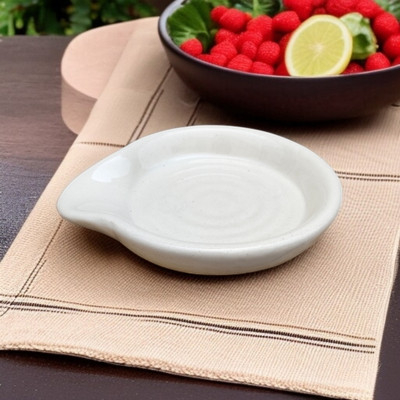 Malaikah White With Solid Printed Round Spoon Rest Pack Of 1 Ceramic Table Spoon(Pack of 1)