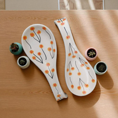 Malaikah 1001_White With Yellow Balloon Printed Long Spoon Rest Pack Of 2 Ceramic Tea Spoon Set(Pack of 2)