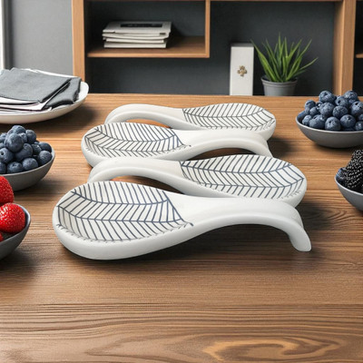 Malaikah White Zig-Zag/Zebra Spoon Rest Pack Of 4 Ceramic Serving Spoon Set(Pack of 4)