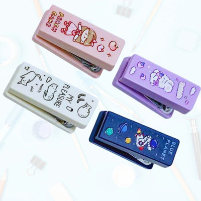 Glenston New Kawaii Portable mini Stapler for Kids, Art & Craft Activities Small Pins Stapler(Set of 2, Multicolor)