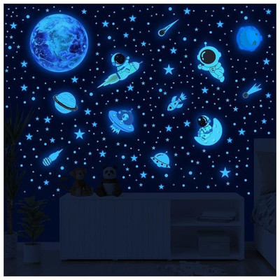 NAGINA'S 1 inch night glowing star Removable Sticker(Pack of 4)