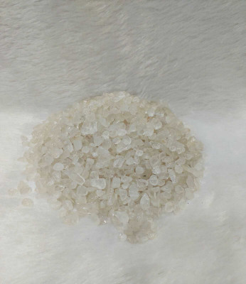 VSP VASTU SAMADHAN Clear Crystal Stone / Chips ( Centre ) for Promote Emotional Balance Regular Asymmetrical Crystal Stone(White 1 kg)